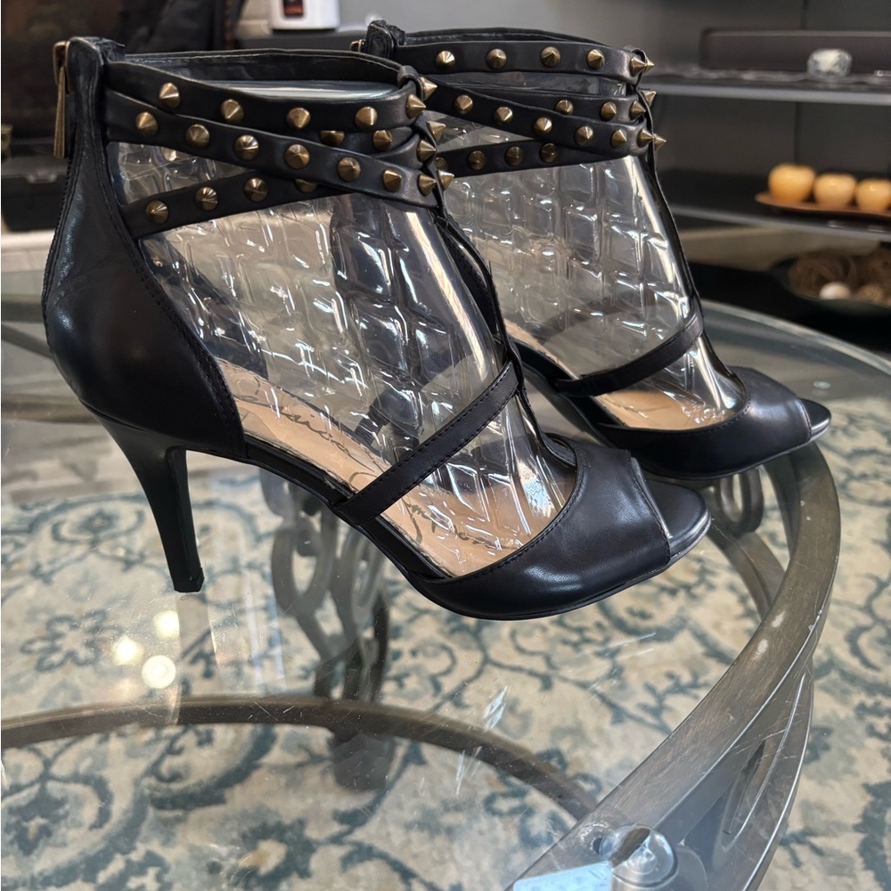 Jessica Simpson Black and Gold Studded Heels
